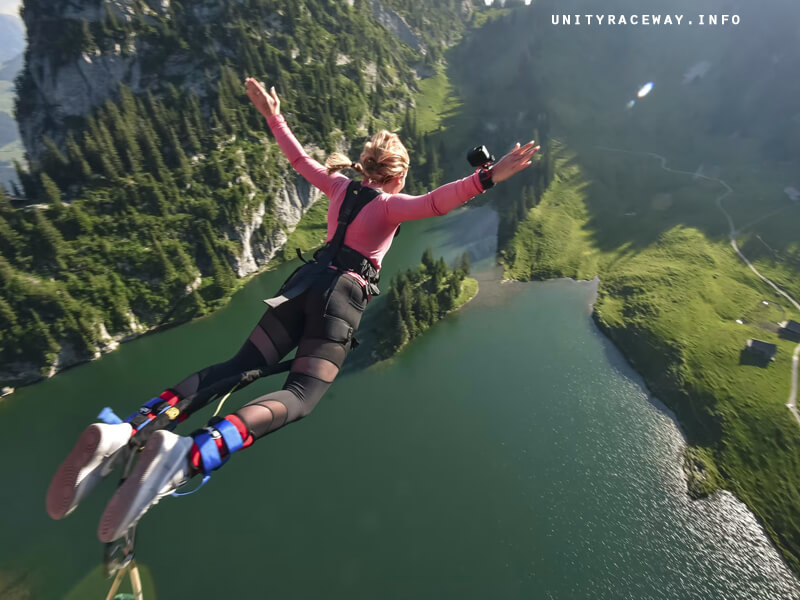 Bungee Jumping